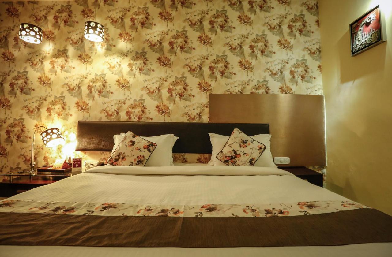 Paradizzo Resort Ajmer Buitenkant foto